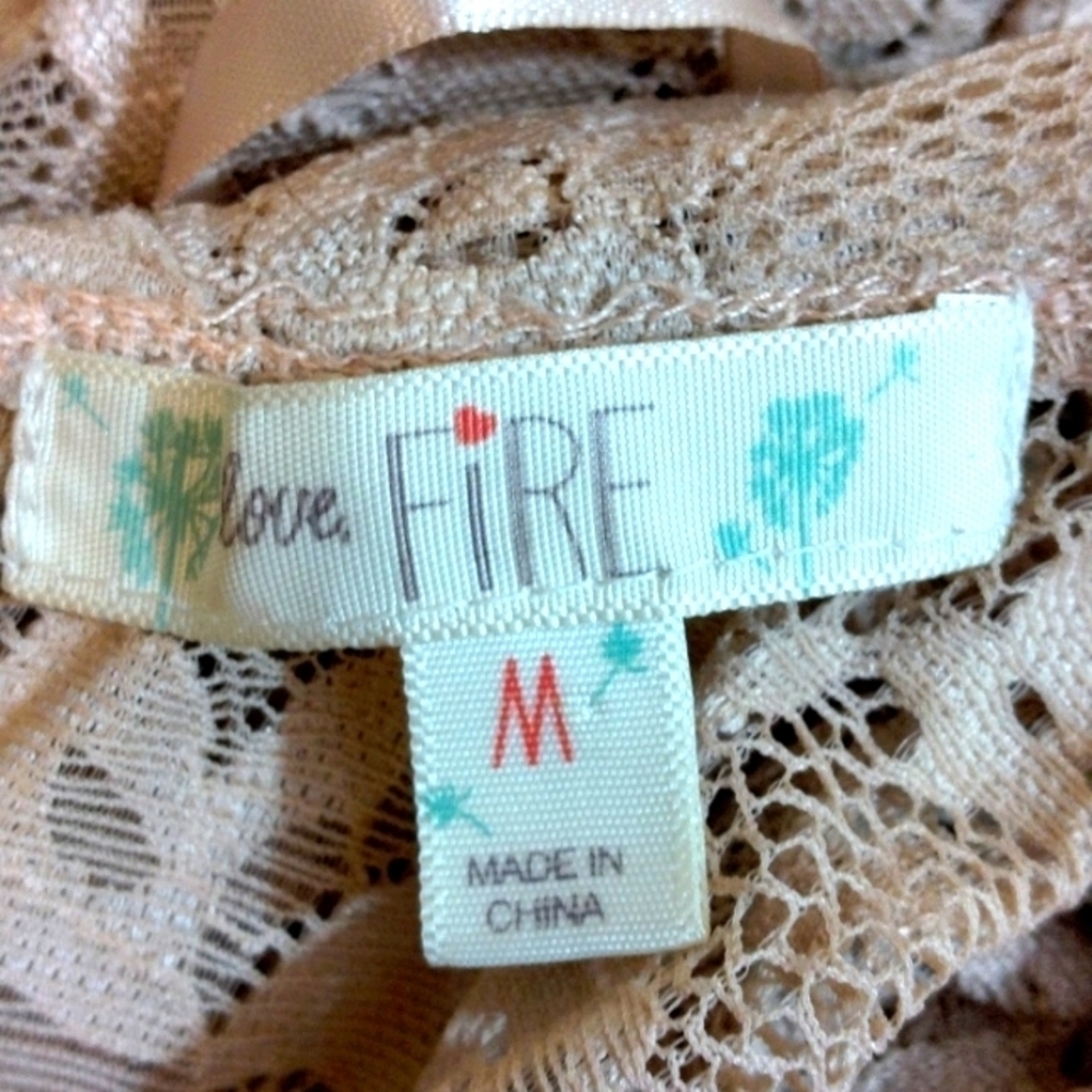 Love Fire Lace Dress - Picture 5 of 6